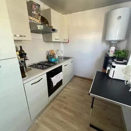 Loft Moderno In Centro , A 5 Minuti Dal Mare! *