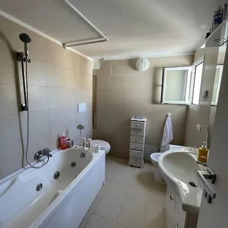 Loft Moderno In Centro , A 5 Minuti Dal Mare! * 内图诺