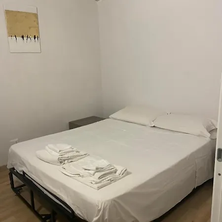Loft Moderno In Centro , A 5 Minuti Dal Mare! *